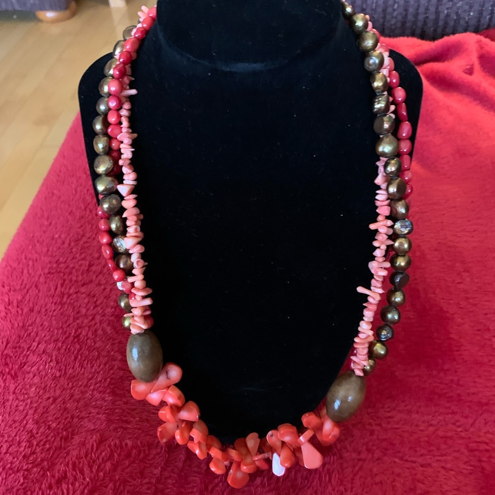 Classy Orange Necklace